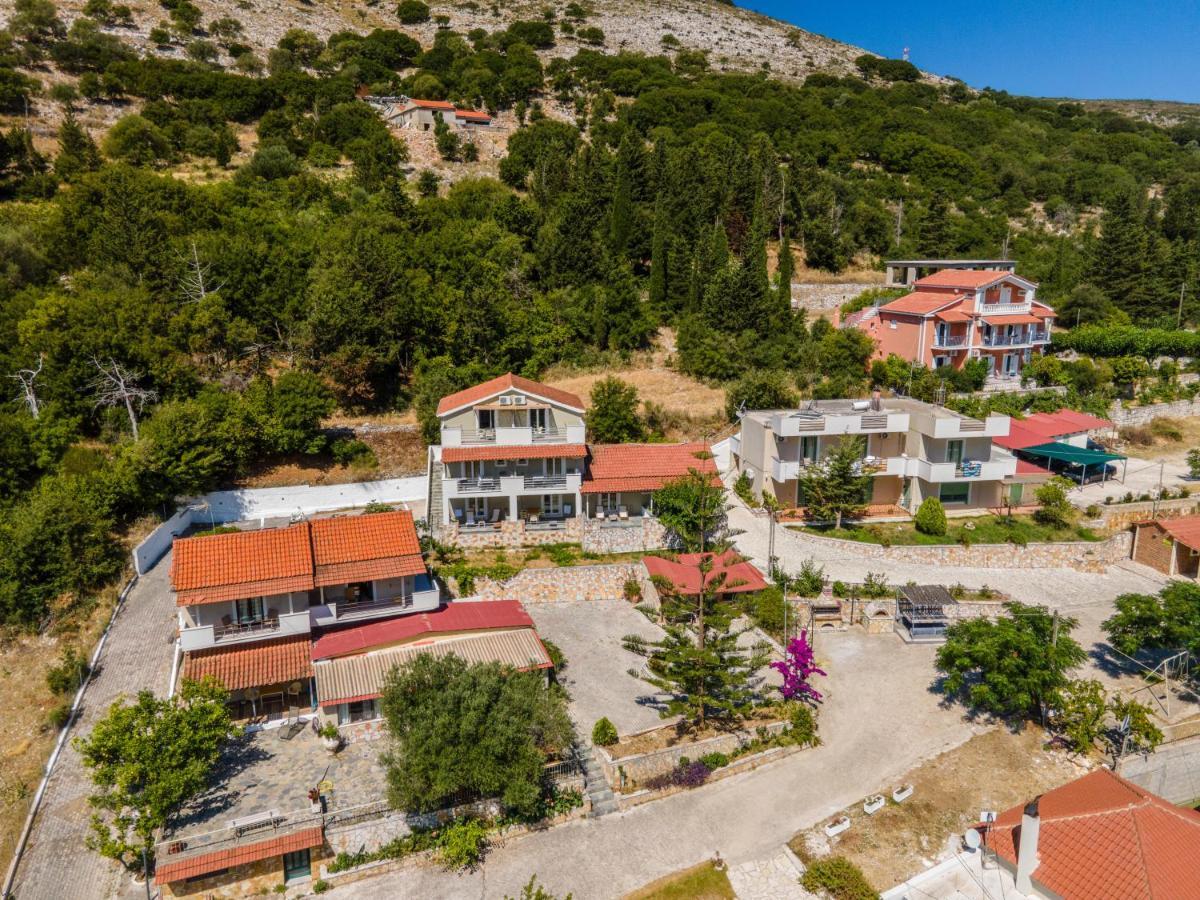 Minas Apartments Divarata Eksteriør billede