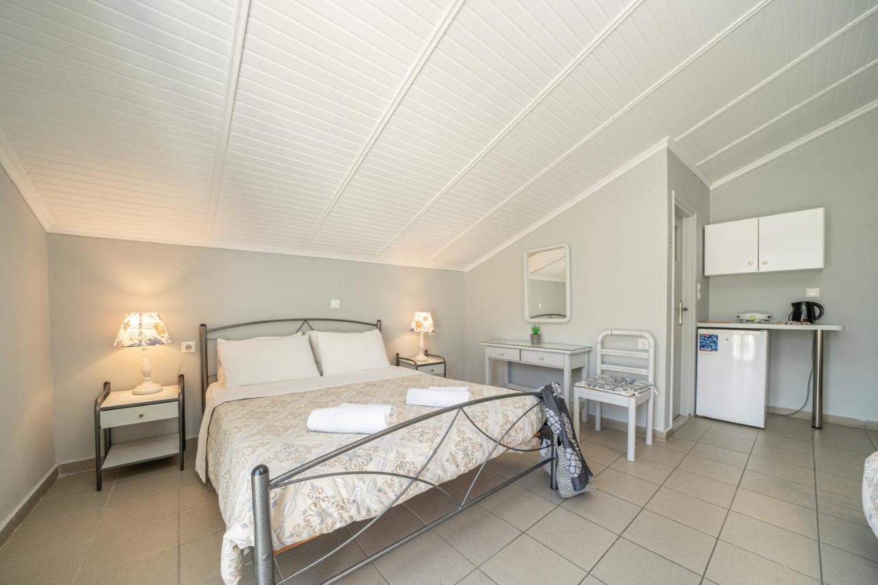 Minas Apartments Divarata Eksteriør billede